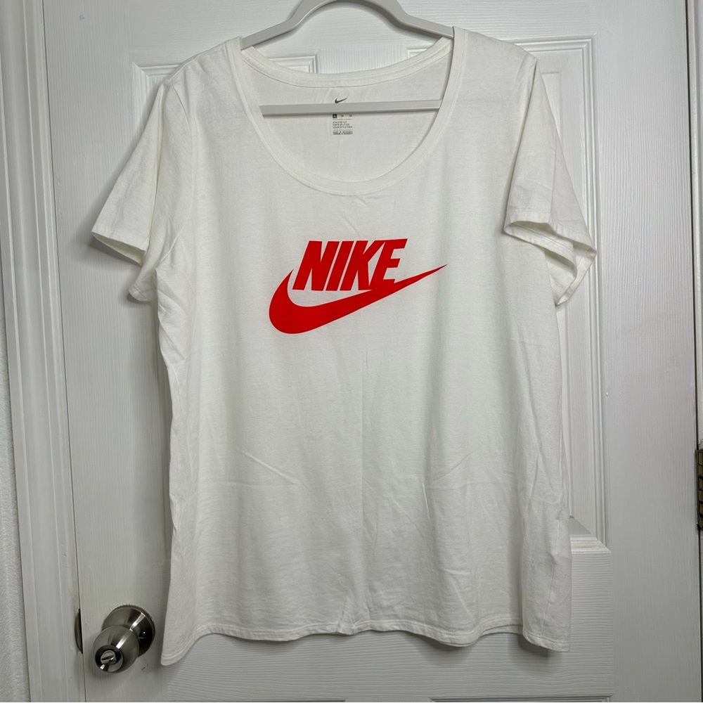 The Nike Tee